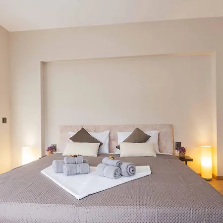 Seven 4 U Apartmán Burgas City